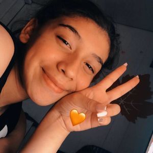 Meet your Posher, Daniela